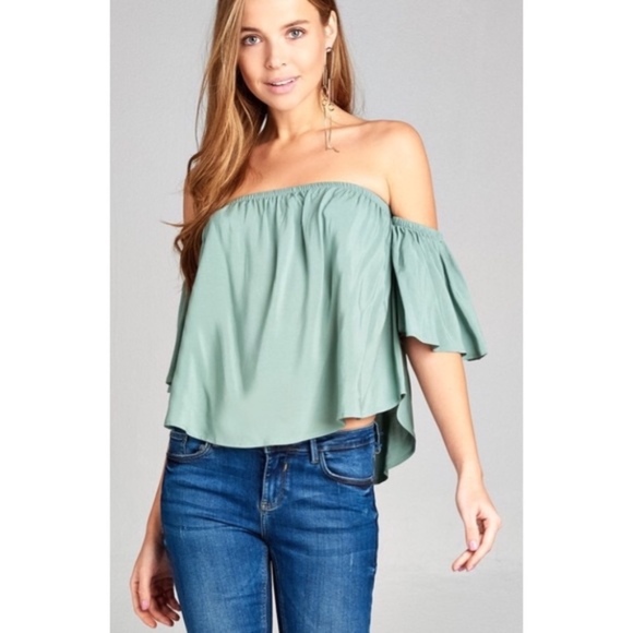 SALE ❤️ NEW Mint Off Shoulder Top! Last One! ✨ - Picture 2 of 6